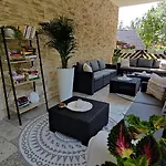 Aparthouse * Kretowiny