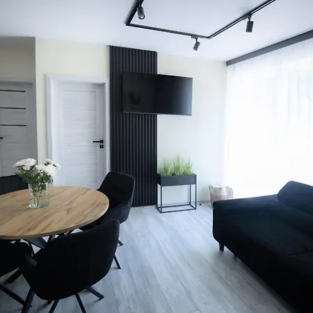 Aparthouse *