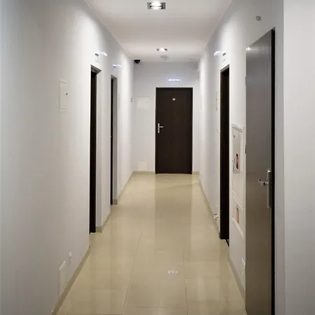 Aparthouse Apartment Kretowiny