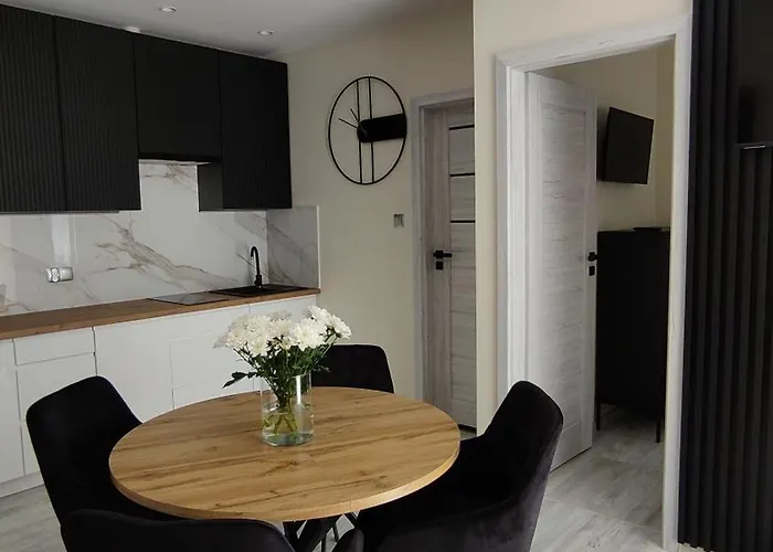 Aparthouse Apartment Kretowiny