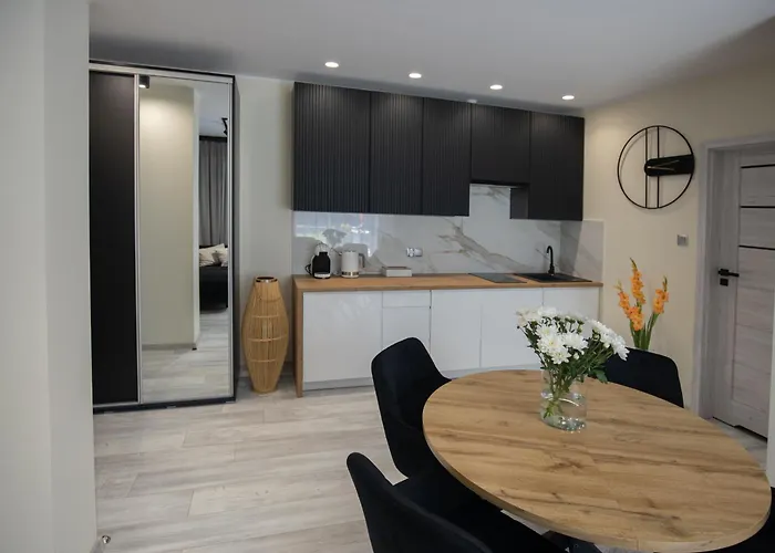 Apartment Aparthouse Kretowiny